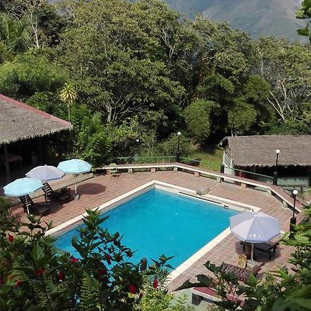 Hotel Esmeralda Coroico Exterior foto