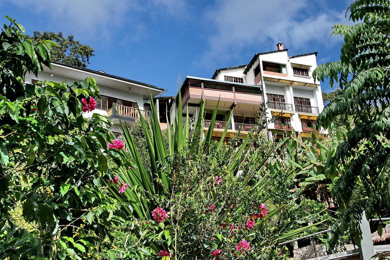 Hotel Esmeralda Coroico Exterior foto