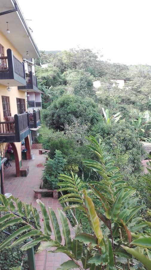 Hotel Esmeralda Coroico Exterior foto