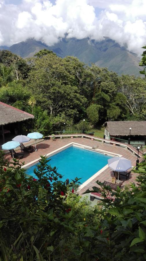 Hotel Esmeralda Coroico Exterior foto